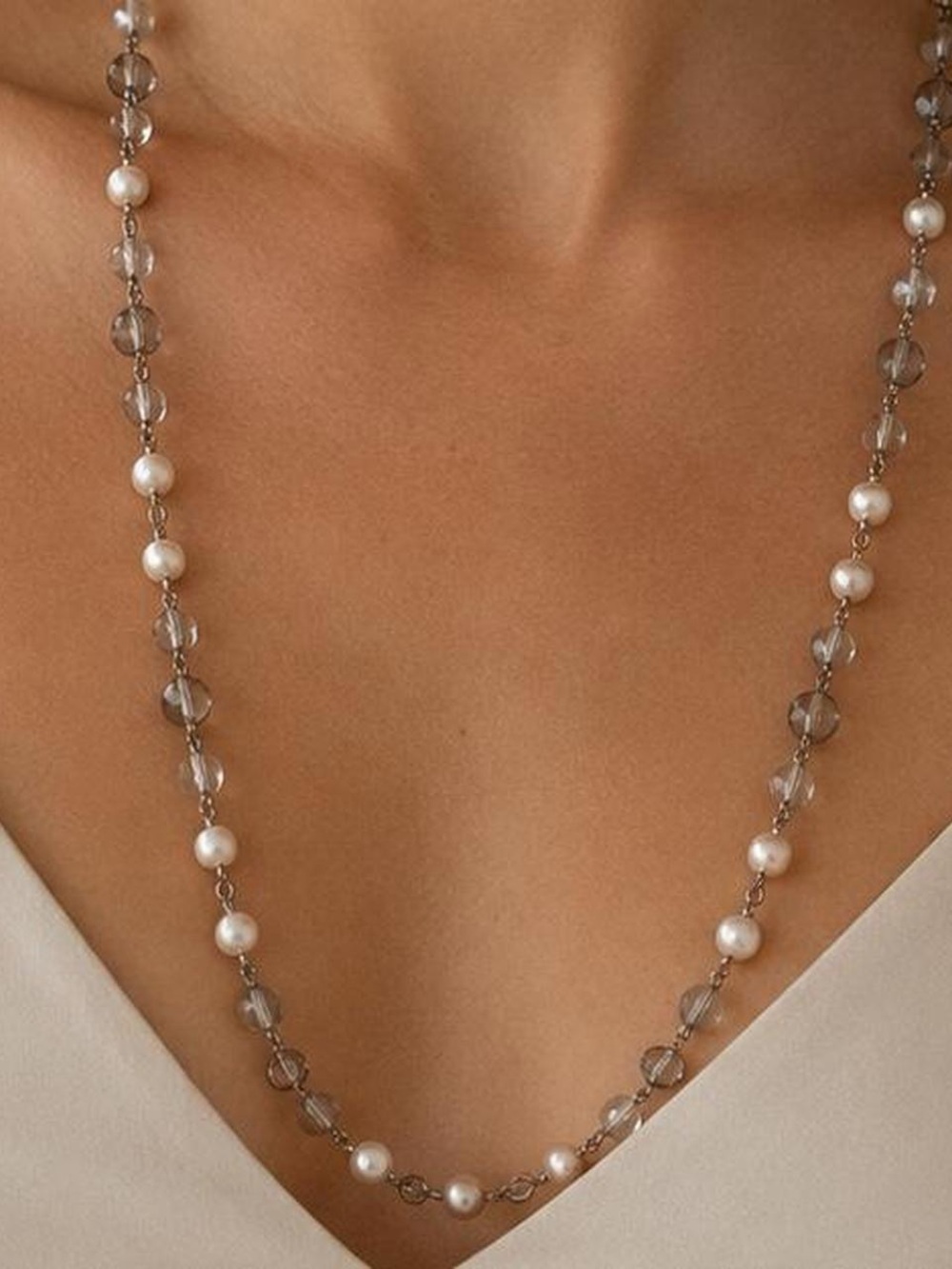 Elegant Charming Charlie Pearl & Crystal Long Necklace - Picture 2 of 6
